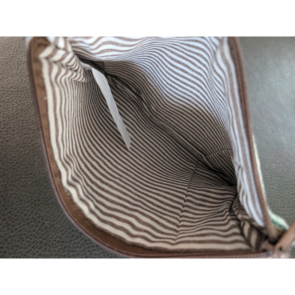 Pine Creek Wristlet Womens Small Teal Bag Aztec Western Print Makeup Travel NWOT - Picture 9 of 10